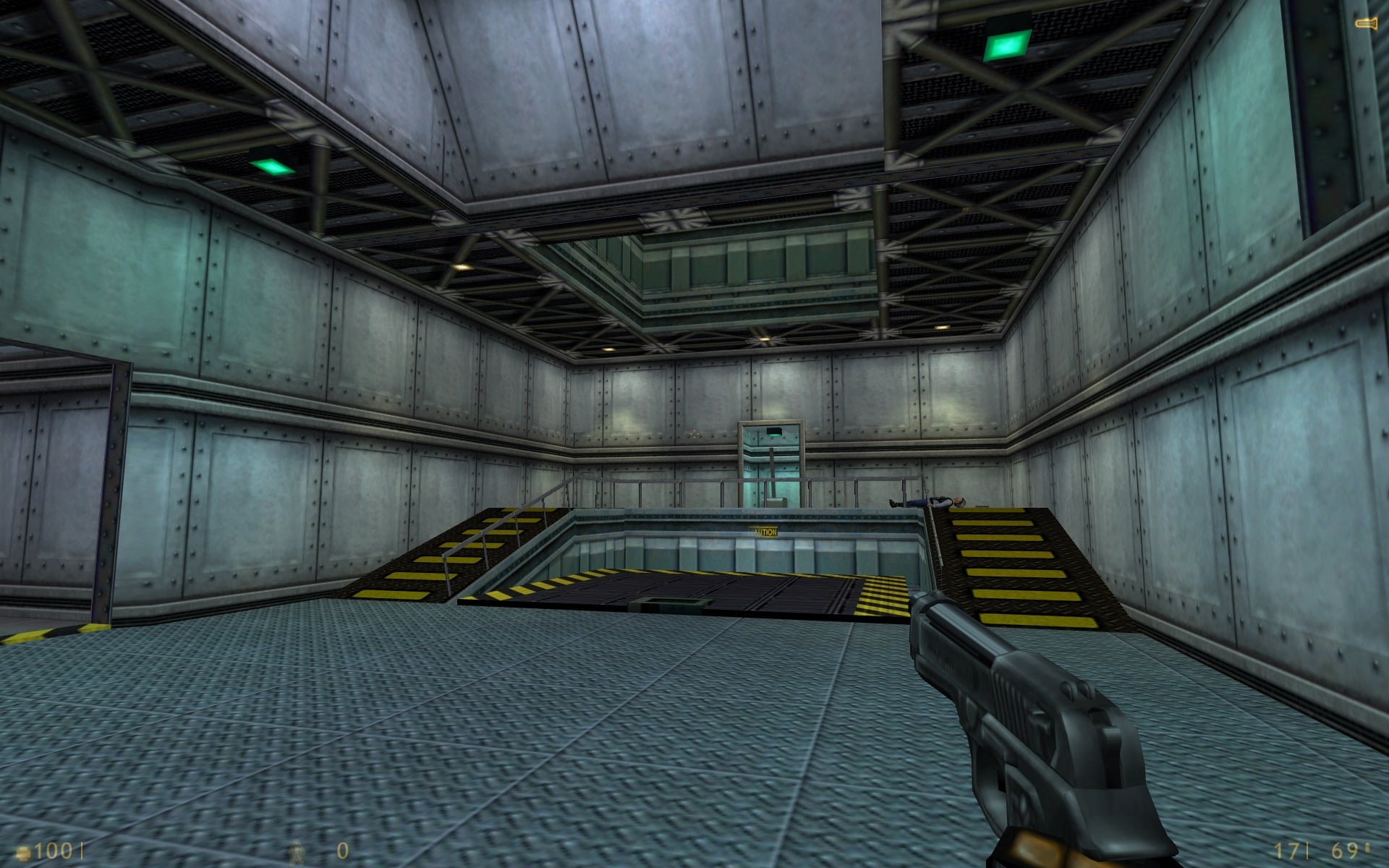 Half-Life screenshot