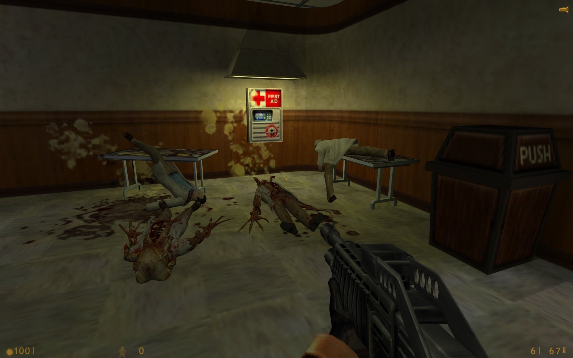 Half-Life screenshot